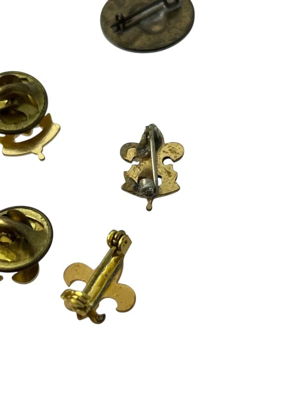 Lot of 8 Boy Scout BSA Wolf Bear Small Lapel Pins Fleur de Lis Be Prepared